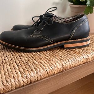 Original Penguin Waylon Black Leather Derby Oxfords with Tan Sole.  Size 10.5